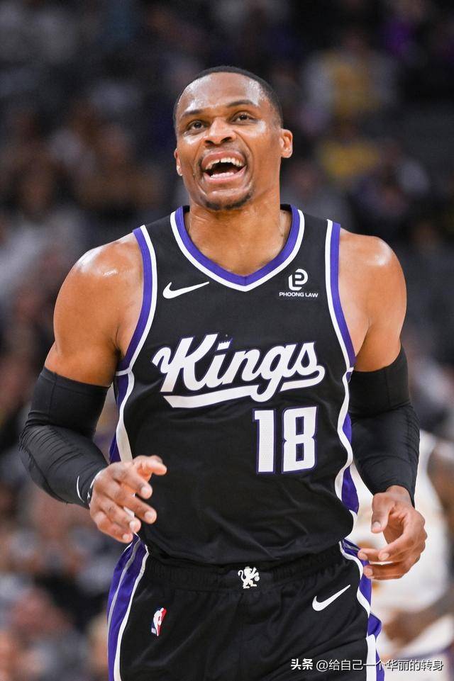 中场对位被 中场对位被