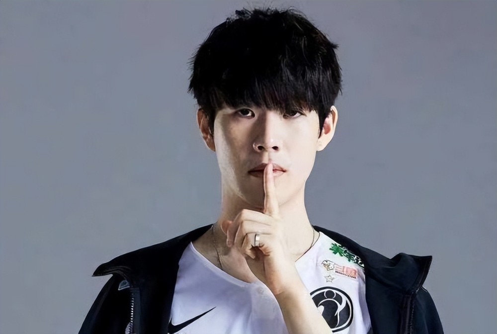 具话题与观 具话题与观